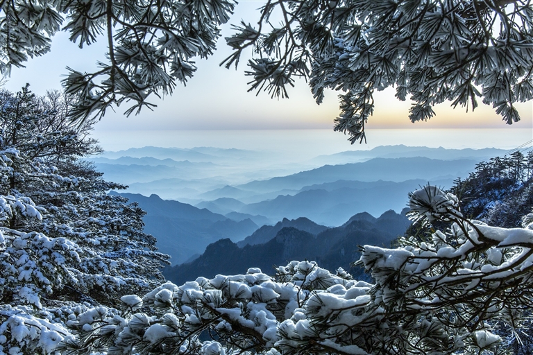  老家河南网-雪场之上 汤泉之下 冬季文旅奏响&ldquo;冰与火之歌&rdquo;